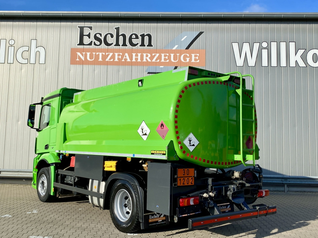 Mercedes-Benz 1843 Antos A3 - Tanker truck: picture 3 Mercedes-Benz 1843 Antos A3 - Tanker truck: picture 3