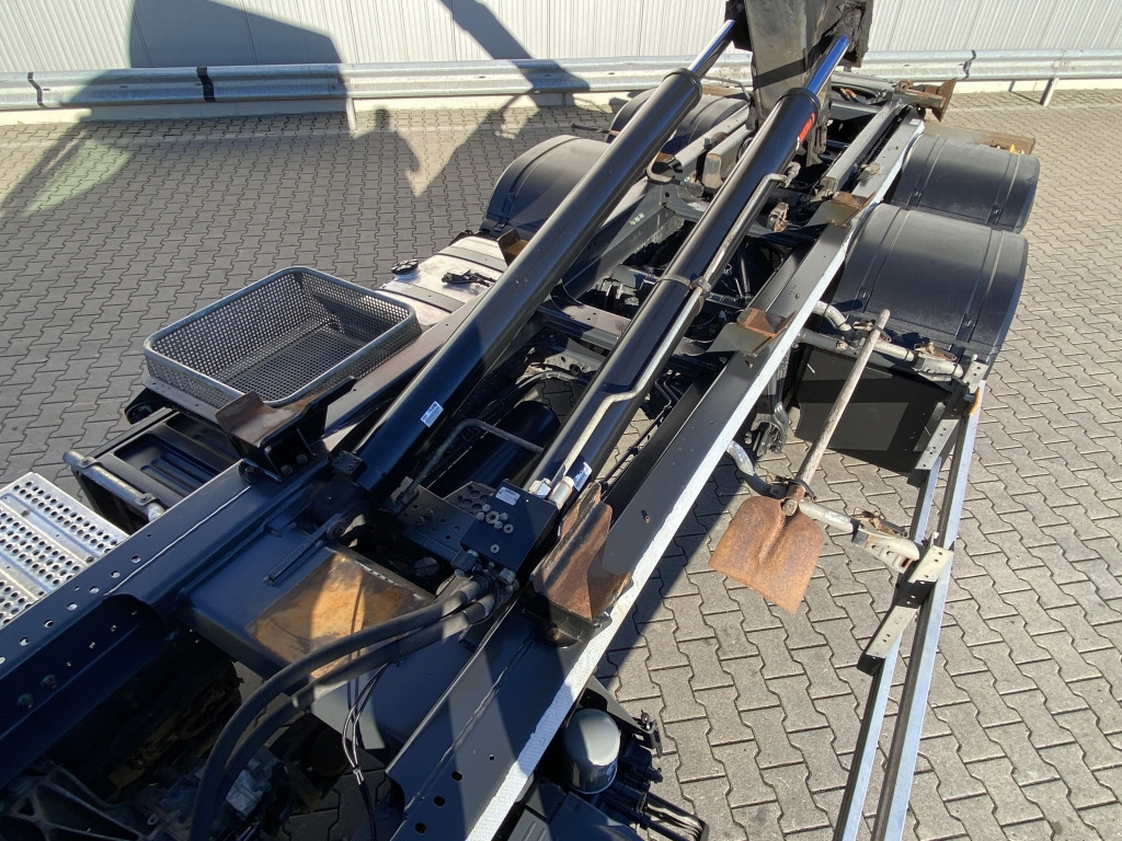 Hook lift truck Mercedes-Benz 2543 L 6x2 / HIAB Multiflift Aufbau: picture 10