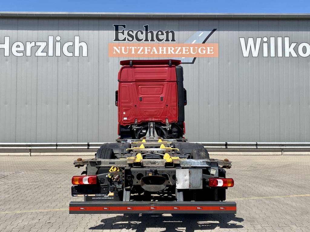 Mercedes-Benz 2546 LL 6x2 - Container transporter/ Swap body truck: picture 4 Mercedes-Benz 2546 LL 6x2 - Container transporter/ Swap body truck: picture 4