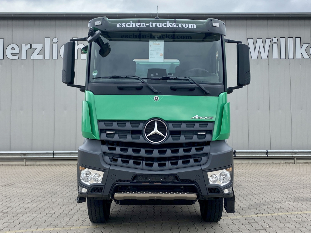 Tipper Mercedes-Benz 3345 6x6 Arocs: picture 9