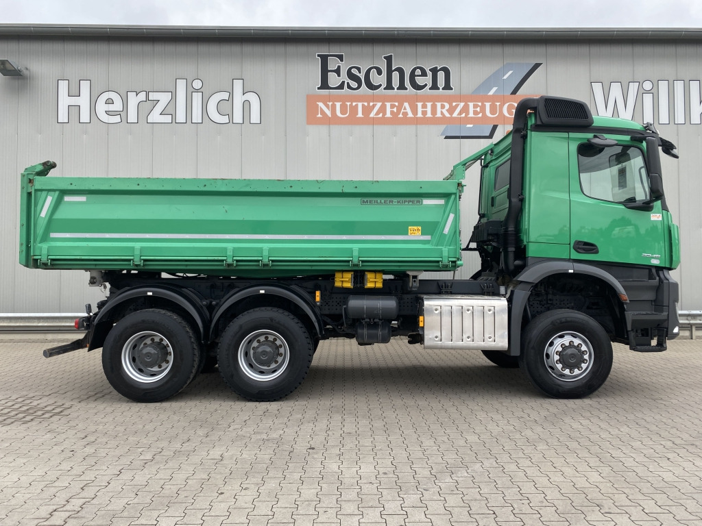 Tipper Mercedes-Benz 3345 6x6 Arocs: picture 7