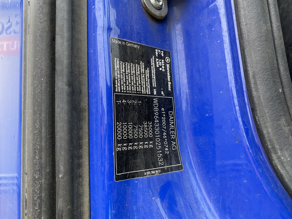 Mercedes-Benz 3540 8x4 Arocs / 9 m³ Intermix-Aufbau - Concrete mixer truck: picture 4 Mercedes-Benz 3540 8x4 Arocs / 9 m³ Intermix-Aufbau - Concrete mixer truck: picture 4