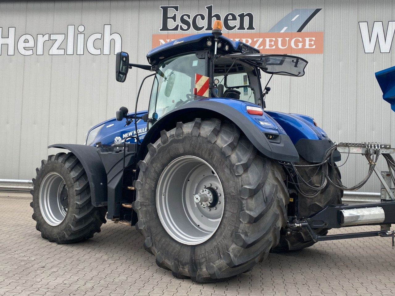 New Holland T7.315 AC 4x4 | Fronthydraulik*LoadSensing*Klima - Farm tractor: picture 4 New Holland T7.315 AC 4x4 | Fronthydraulik*LoadSensing*Klima - Farm tractor: picture 4
