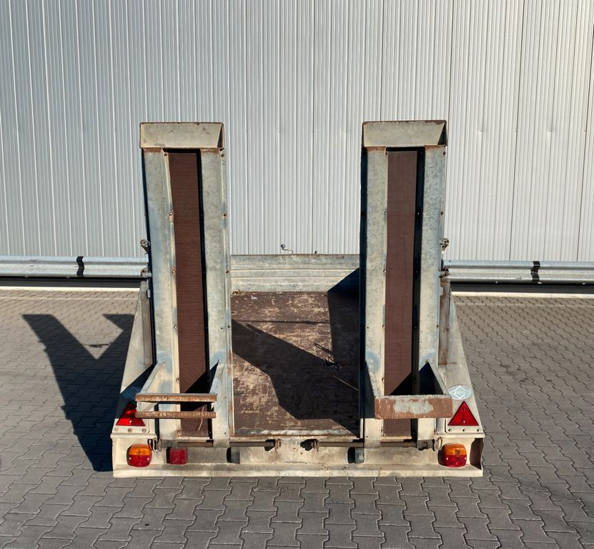 Schmid Wilhelm MTT 250 M | Rampen*verschiebbar - Dropside/ Flatbed trailer: picture 4 Schmid Wilhelm MTT 250 M | Rampen*verschiebbar - Dropside/ Flatbed trailer: picture 4