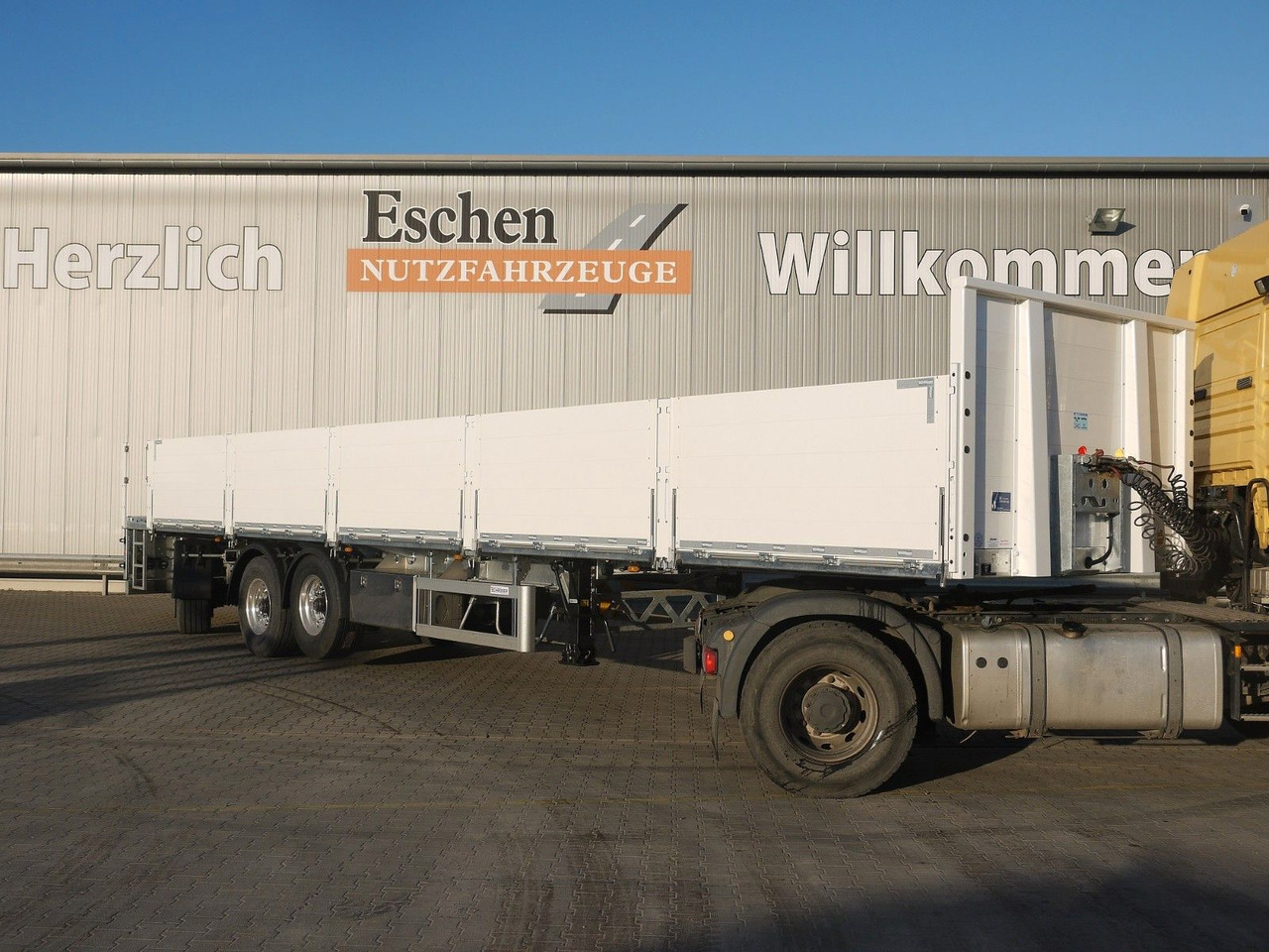 Schröder 12,85m|Rollkran-Kran*Pritsche*Lenkachse - Dropside/ Flatbed semi-trailer: picture 4 Schröder 12,85m|Rollkran-Kran*Pritsche*Lenkachse - Dropside/ Flatbed semi-trailer: picture 4