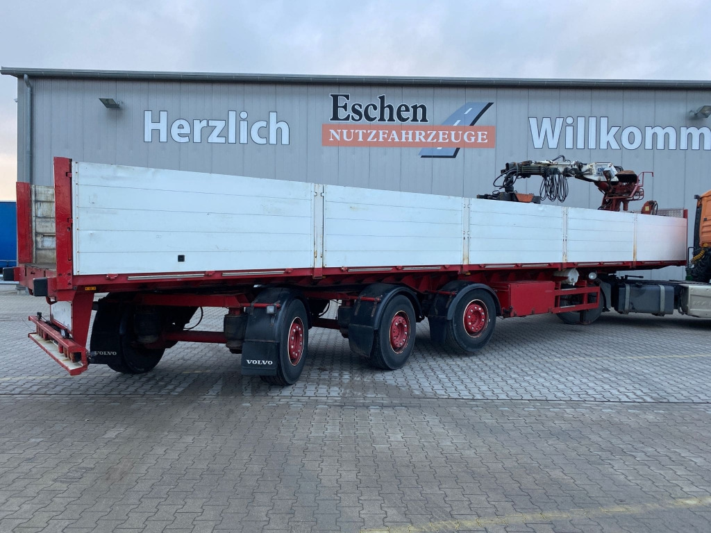 Schwarzmüller Kennis 16.000 Rollkran - Dropside/ Flatbed semi-trailer: picture 4 Schwarzmüller Kennis 16.000 Rollkran - Dropside/ Flatbed semi-trailer: picture 4