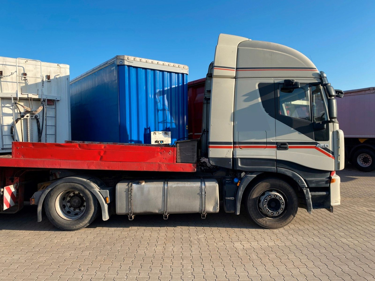 Iveco Stralis AS 440 S 46 T/P | Retarder*Hydraulik*AC - Tractor unit: picture 3 Iveco Stralis AS 440 S 46 T/P | Retarder*Hydraulik*AC - Tractor unit: picture 3