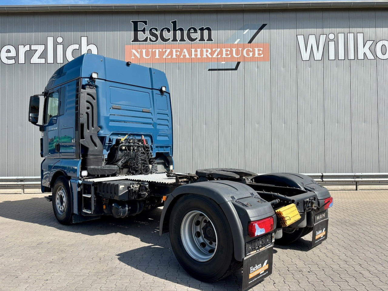 MAN TGX 18.480 BLS | XLX*2x Hydraulik*Intarder*Navi - Tractor unit: picture 3 MAN TGX 18.480 BLS | XLX*2x Hydraulik*Intarder*Navi - Tractor unit: picture 3