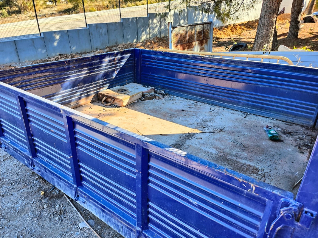 Caja quita y pon 3000x2500x800 MM - Flatbed body: picture 2 Caja quita y pon 3000x2500x800 MM - Flatbed body: picture 2