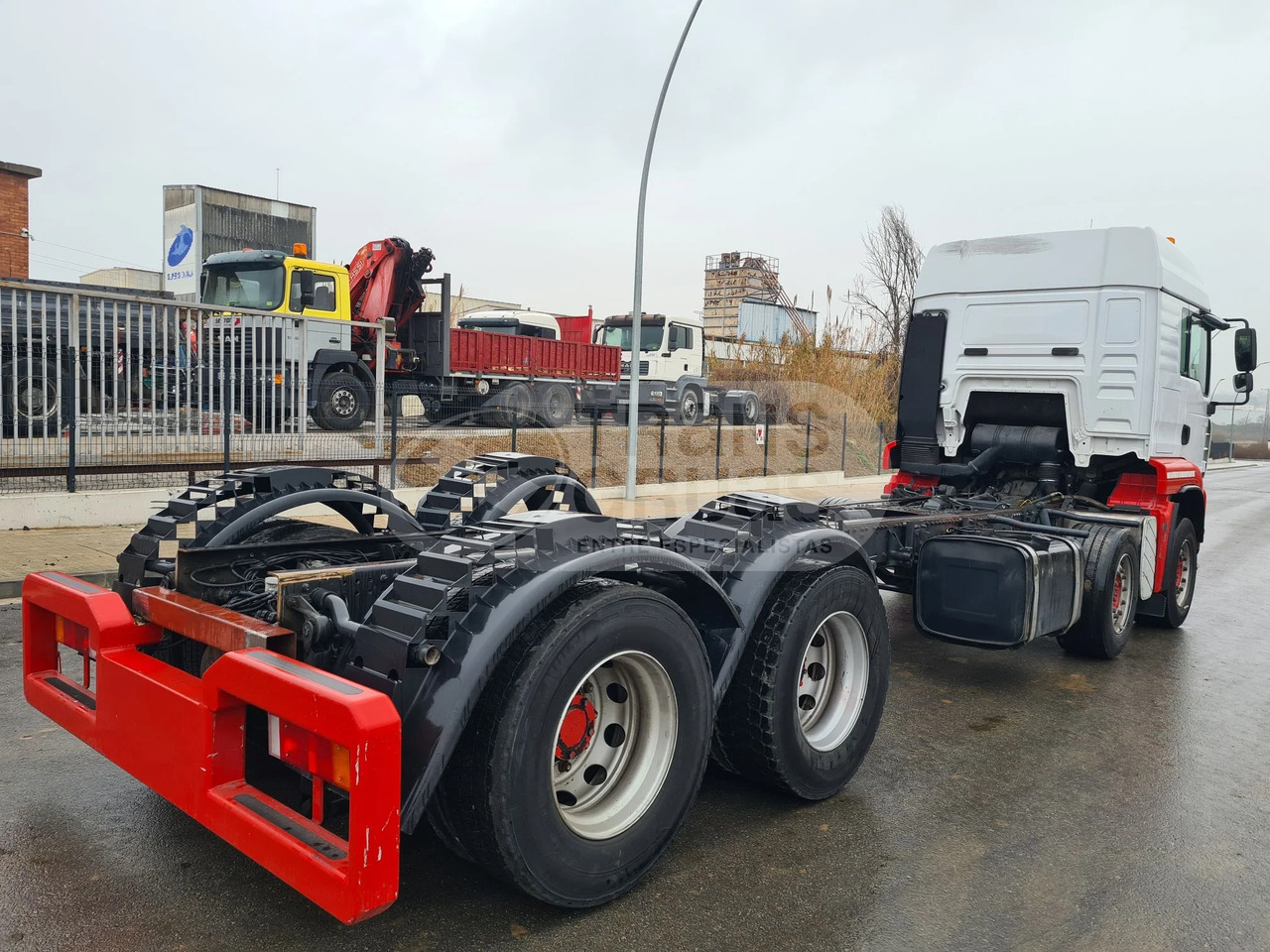 Cab chassis truck Camión MAN TGA 35.390 de ocasión + F800BXP.26: picture 7