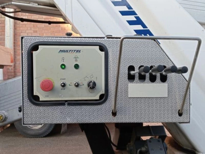 MULTITEL NISSAN NT 400 + HX 195 - Truck mounted aerial platform: picture 2 MULTITEL NISSAN NT 400 + HX 195 - Truck mounted aerial platform: picture 2