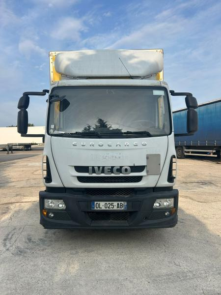 Iveco Eurocargo ML160E - Box truck: picture 2 Iveco Eurocargo ML160E - Box truck: picture 2