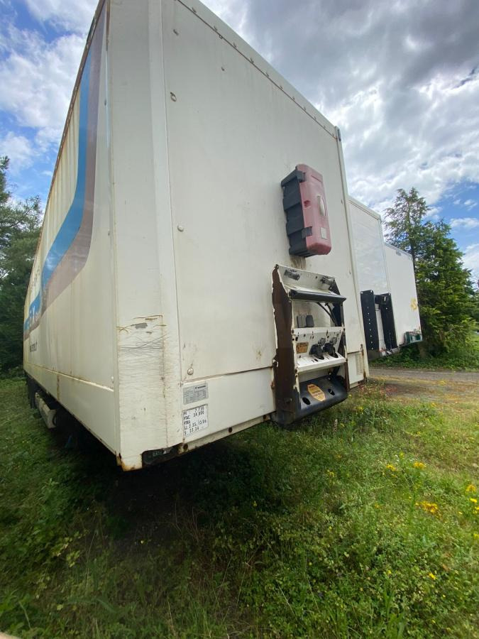 Krone - Closed box semi-trailer: picture 2 Krone - Closed box semi-trailer: picture 2