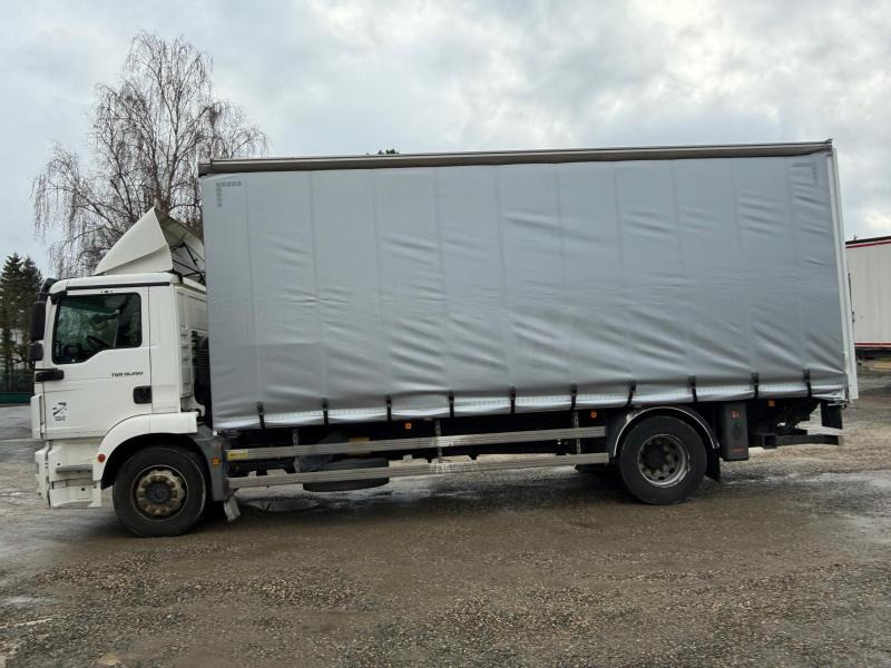MAN TGM 18.290 - Curtain side truck: picture 4 MAN TGM 18.290 - Curtain side truck: picture 4