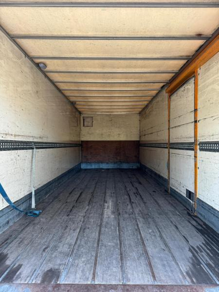 Renault Midlum 220 - Box truck: picture 2 Renault Midlum 220 - Box truck: picture 2