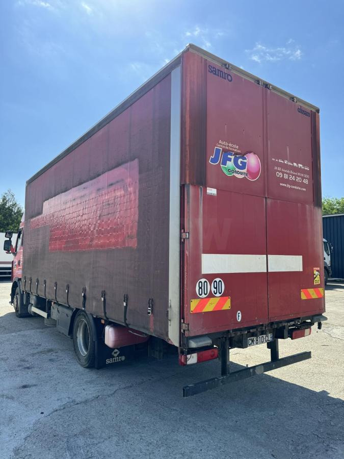 Renault Premium 450 - Curtain side truck: picture 5 Renault Premium 450 - Curtain side truck: picture 5
