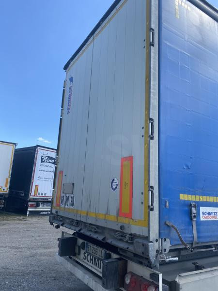 Schmitz Cargobull - Curtainsider semi-trailer: picture 2 Schmitz Cargobull - Curtainsider semi-trailer: picture 2