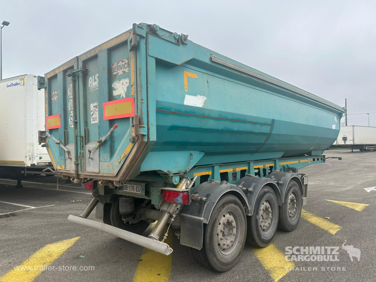 BENALU Tipper Steel half pipe body 39m³ - Tipper semi-trailer: picture 5 BENALU Tipper Steel half pipe body 39m³ - Tipper semi-trailer: picture 5