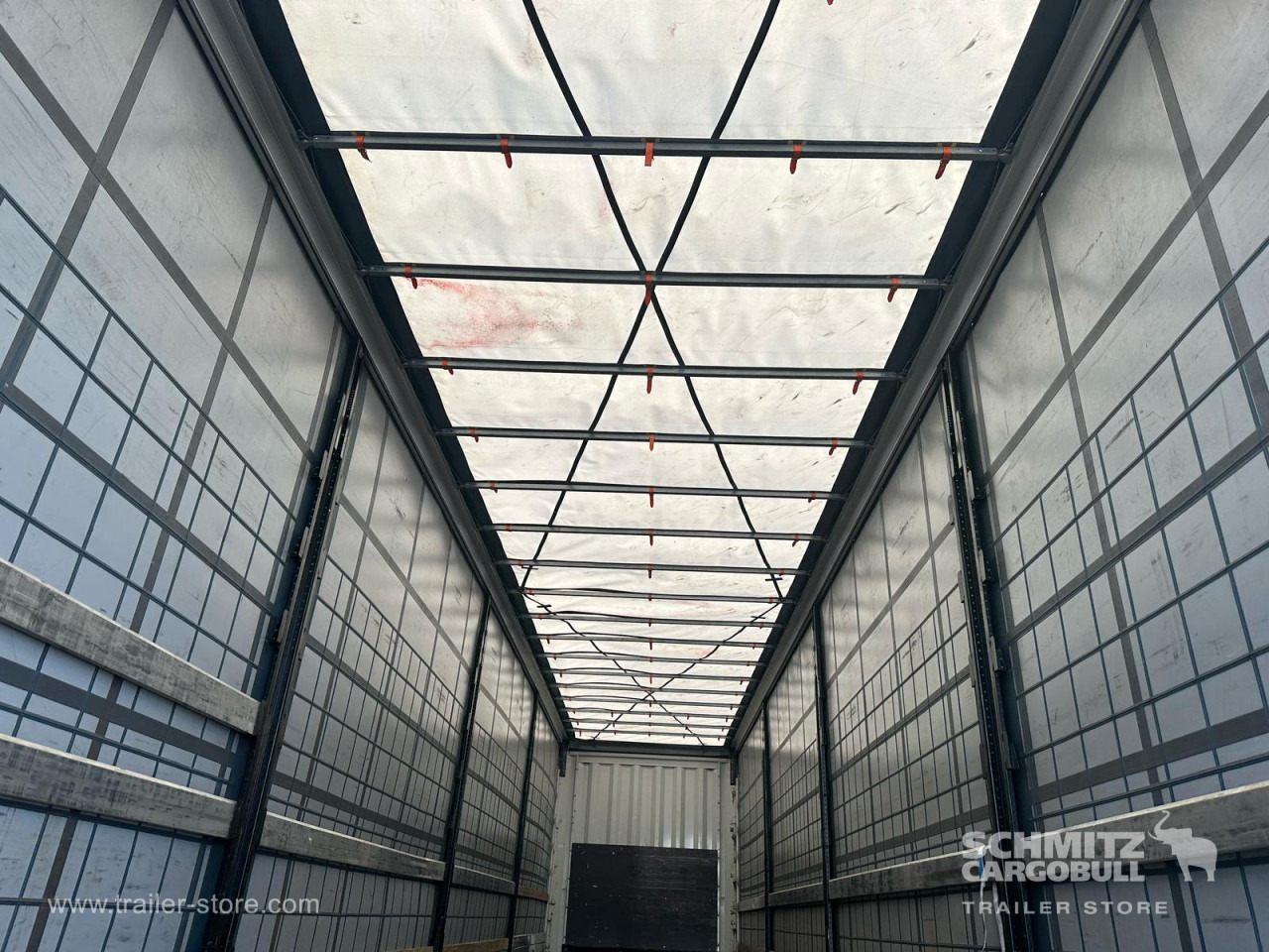 KRONE Curtainsider Standard - Curtainsider semi-trailer: picture 5 KRONE Curtainsider Standard - Curtainsider semi-trailer: picture 5