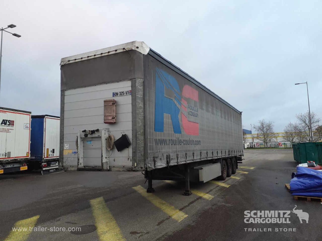 SCHMITZ Curtainsider Standard - Curtainsider semi-trailer: picture 4 SCHMITZ Curtainsider Standard - Curtainsider semi-trailer: picture 4