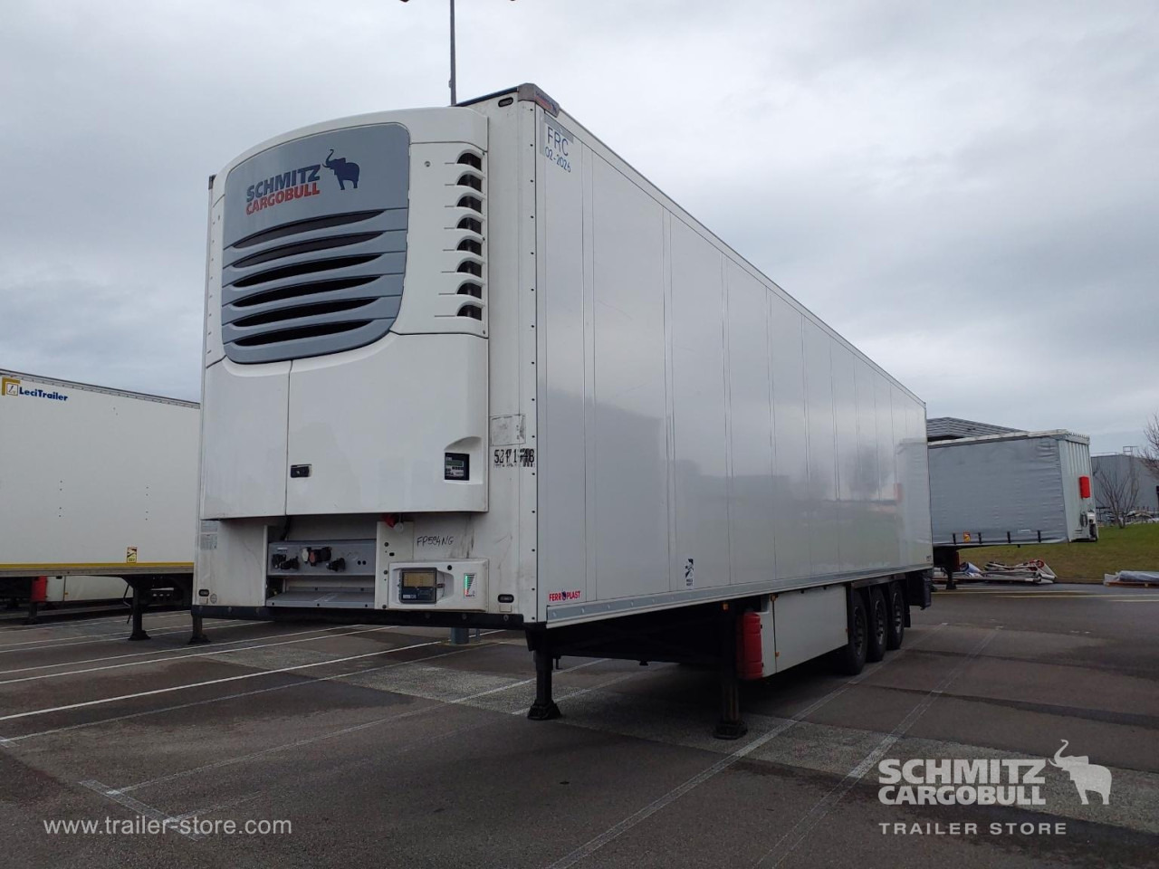 Isothermal semi-trailer SCHMITZ Reefer Standard: picture 7