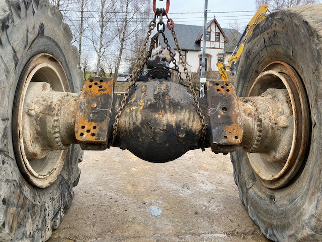 CAT 992 C -1V-5949 - Front axle for Construction machinery: picture 5 CAT 992 C -1V-5949 - Front axle for Construction machinery: picture 5