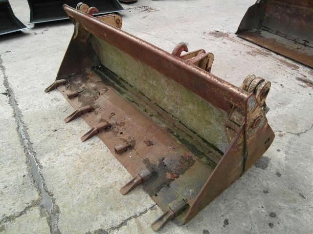 O&K L 6 - Loader bucket: picture 1 O&K L 6 - Loader bucket: picture 1