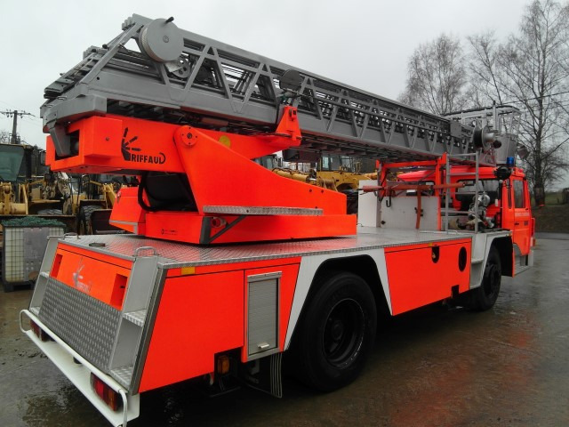 Renault G 260 - Fire truck: picture 3 Renault G 260 - Fire truck: picture 3