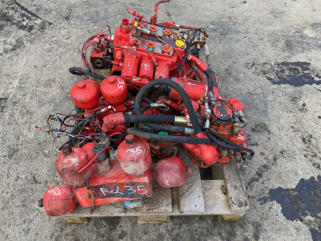 2426877 - O&K L45 - Spare parts for Construction machinery: picture 1 2426877 - O&K L45 - Spare parts for Construction machinery: picture 1