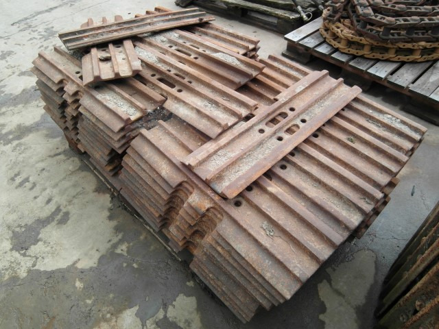VOLVO EC 180 - Track for Construction machinery: picture 4 VOLVO EC 180 - Track for Construction machinery: picture 4