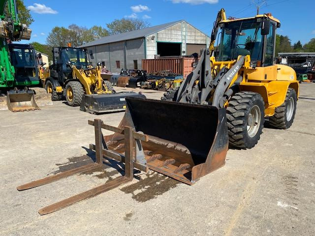 Volvo L 40 TP - Wheel loader: picture 1 Volvo L 40 TP - Wheel loader: picture 1