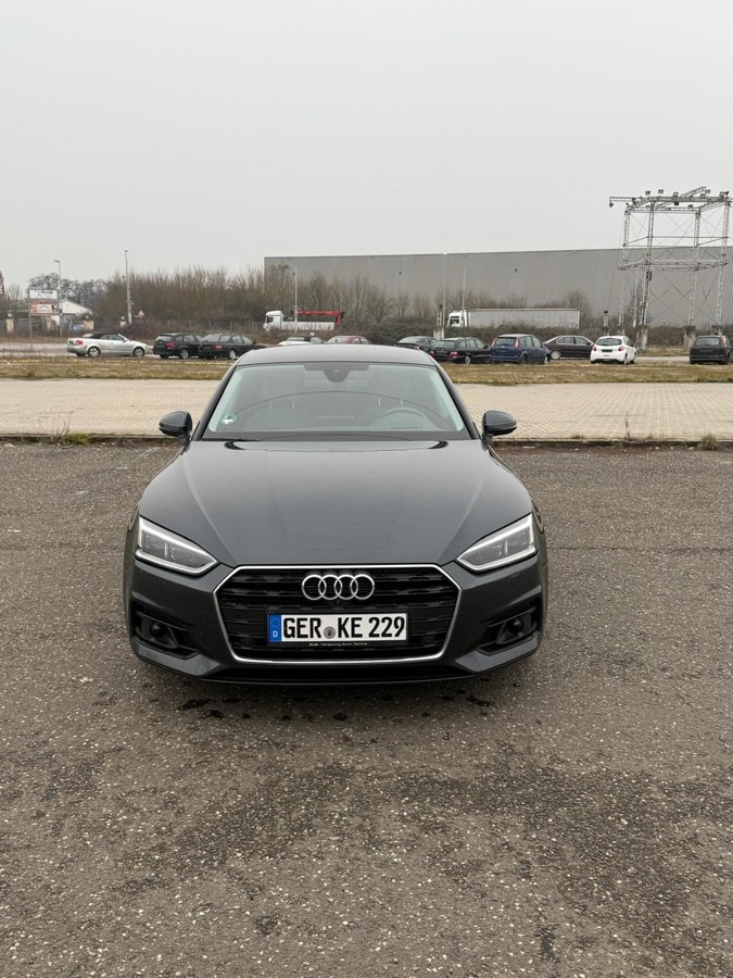 AUDI A5 Sportback 2.0 TDI Schräghecklimousine - Car: picture 3 AUDI A5 Sportback 2.0 TDI Schräghecklimousine - Car: picture 3