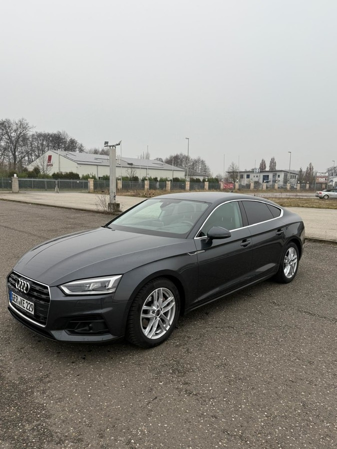 AUDI A5 Sportback 2.0 TDI Schräghecklimousine - Car: picture 1 AUDI A5 Sportback 2.0 TDI Schräghecklimousine - Car: picture 1