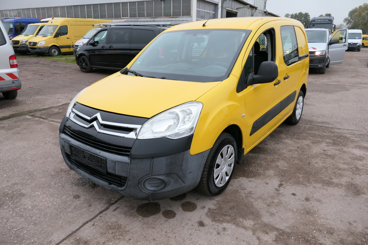 CITROEN Berlingo 16V HDI Niveau B L1 CoC PARKTRONIK 2xSC - Small van: picture 1 CITROEN Berlingo 16V HDI Niveau B L1 CoC PARKTRONIK 2xSC - Small van: picture 1