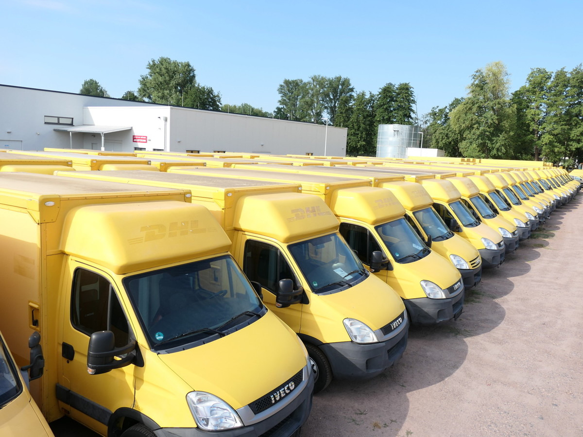 IVECO Daily 35 S11 C30C AUTOMATIK KAMERA MAXI Regale D - Closed box van: picture 1 IVECO Daily 35 S11 C30C AUTOMATIK KAMERA MAXI Regale D - Closed box van: picture 1