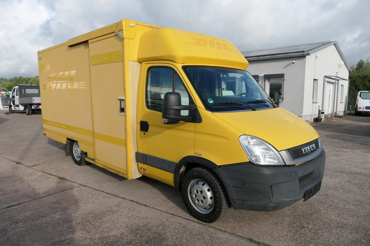 IVECO Daily 35 S11 C30C AUTOMATIK KAMERA MAXI Regale D - Closed box van: picture 2 IVECO Daily 35 S11 C30C AUTOMATIK KAMERA MAXI Regale D - Closed box van: picture 2