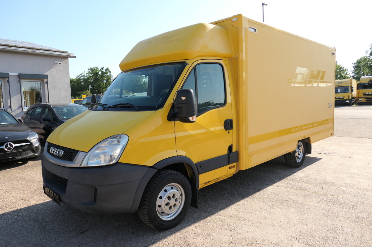 IVECO Daily 35 S11 C30C AUTOMATIK KAMERA MAXI Regale D - Closed box van: picture 3 IVECO Daily 35 S11 C30C AUTOMATIK KAMERA MAXI Regale D - Closed box van: picture 3