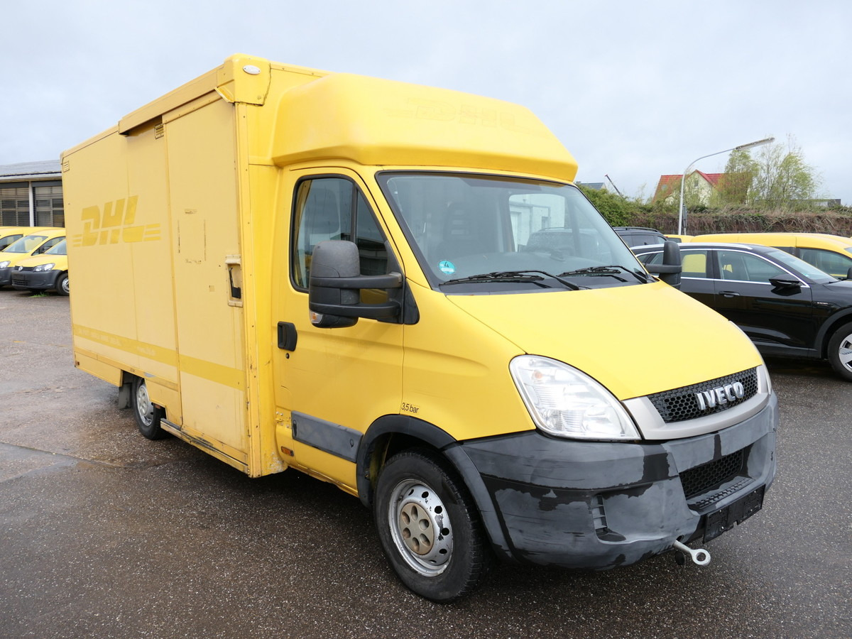 IVECO Daily 35 S11 C30C AUTOMATIK KAMERA MAXI Regale D - Closed box van: picture 2 IVECO Daily 35 S11 C30C AUTOMATIK KAMERA MAXI Regale D - Closed box van: picture 2