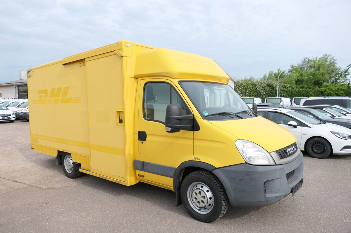 IVECO Daily 35 S11 C30C AUTOMATIK KAMERA MAXI Regale D - Closed box van: picture 2 IVECO Daily 35 S11 C30C AUTOMATIK KAMERA MAXI Regale D - Closed box van: picture 2