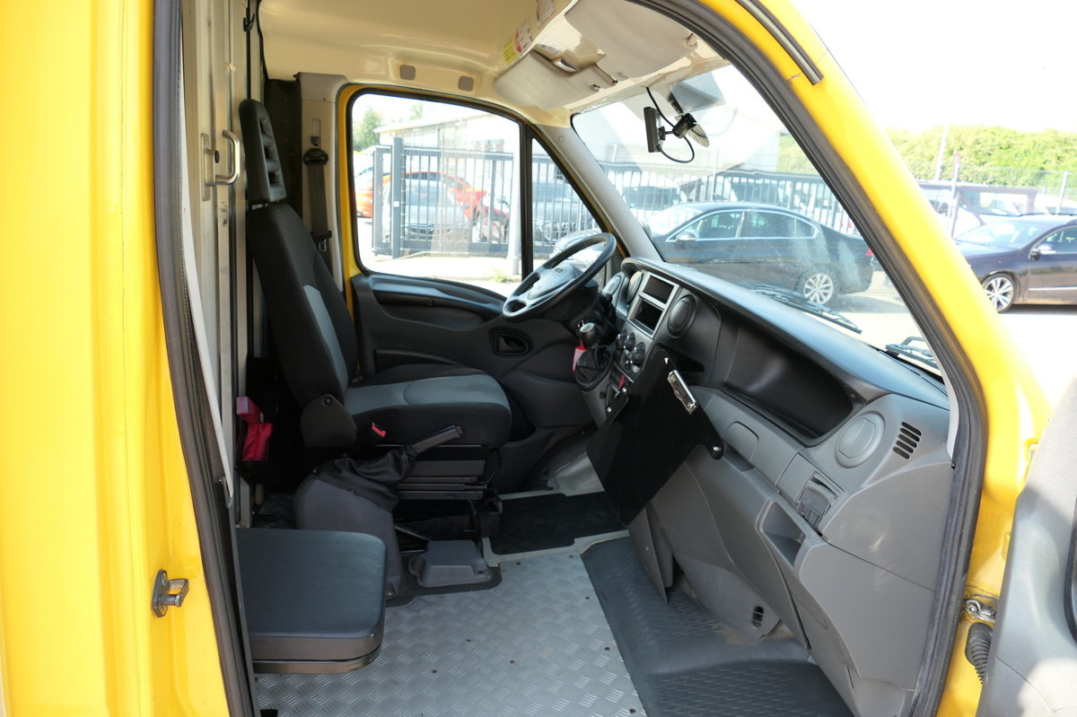 IVECO Daily 35 S11 C30C AUTOMATIK KAMERA MAXI Regale L - Closed box van: picture 5 IVECO Daily 35 S11 C30C AUTOMATIK KAMERA MAXI Regale L - Closed box van: picture 5