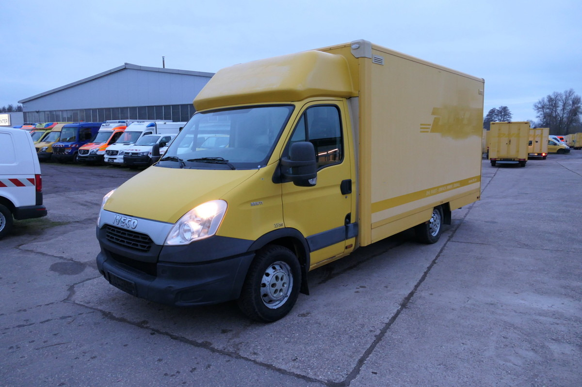 IVECO Daily 35 S11 C30C AUTOMATIK KAMERA Regale LUFT D - Closed box van: picture 1 IVECO Daily 35 S11 C30C AUTOMATIK KAMERA Regale LUFT D - Closed box van: picture 1