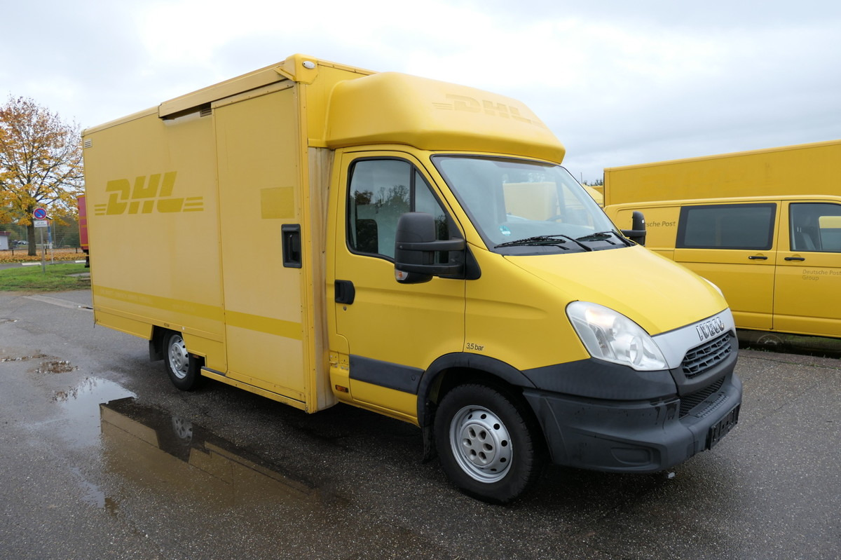 IVECO Daily 35 S11 C30C AUTOMATIK KAMERA Regale LUFT D - Closed box van: picture 2 IVECO Daily 35 S11 C30C AUTOMATIK KAMERA Regale LUFT D - Closed box van: picture 2
