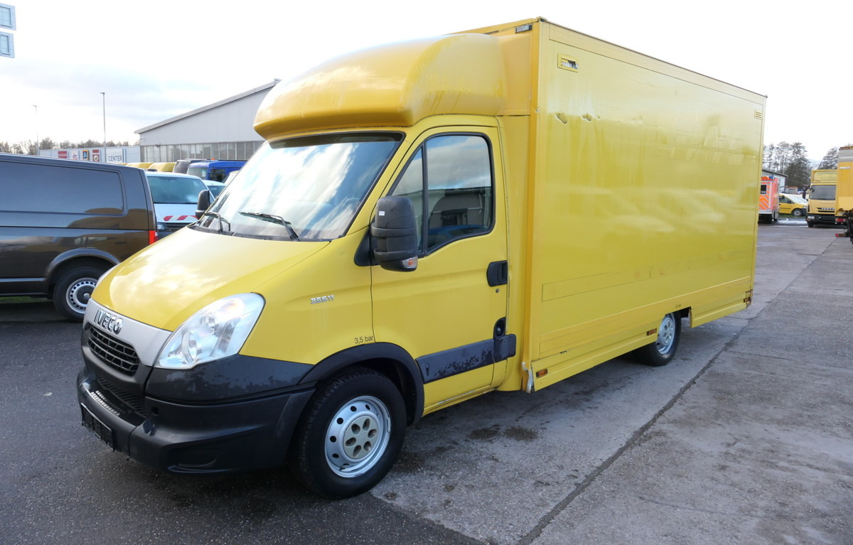 IVECO Daily 35 S11 C30C AUTOMATIK KAMERA Regale LUFT D - Closed box van: picture 1 IVECO Daily 35 S11 C30C AUTOMATIK KAMERA Regale LUFT D - Closed box van: picture 1