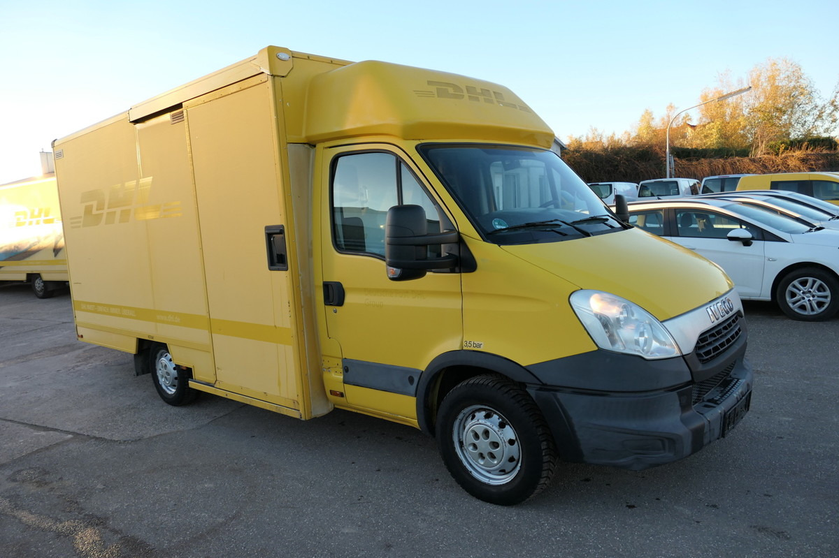 IVECO Daily 35 S11 C30C AUTOMATIK KAMERA Regale LUFT D - Closed box van: picture 2 IVECO Daily 35 S11 C30C AUTOMATIK KAMERA Regale LUFT D - Closed box van: picture 2
