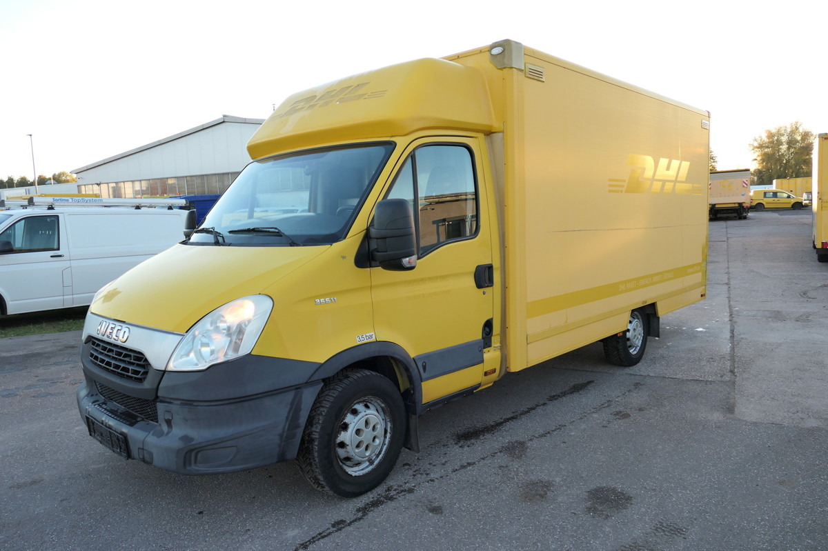 IVECO Daily 35 S11 C30C AUTOMATIK KAMERA Regale LUFT D - Closed box van: picture 1 IVECO Daily 35 S11 C30C AUTOMATIK KAMERA Regale LUFT D - Closed box van: picture 1