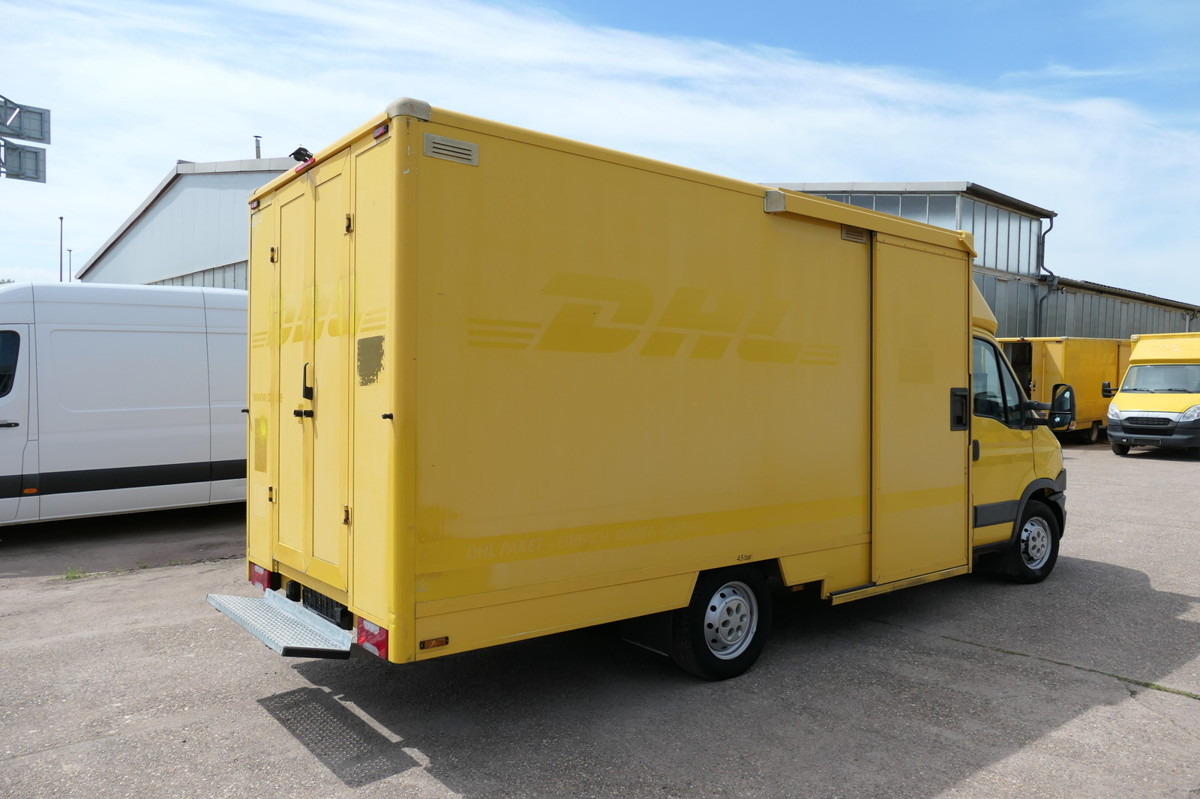 IVECO Daily 35 S11 C30C AUTOMATIK KAMERA Regale LUFT D - Closed box van: picture 3 IVECO Daily 35 S11 C30C AUTOMATIK KAMERA Regale LUFT D - Closed box van: picture 3