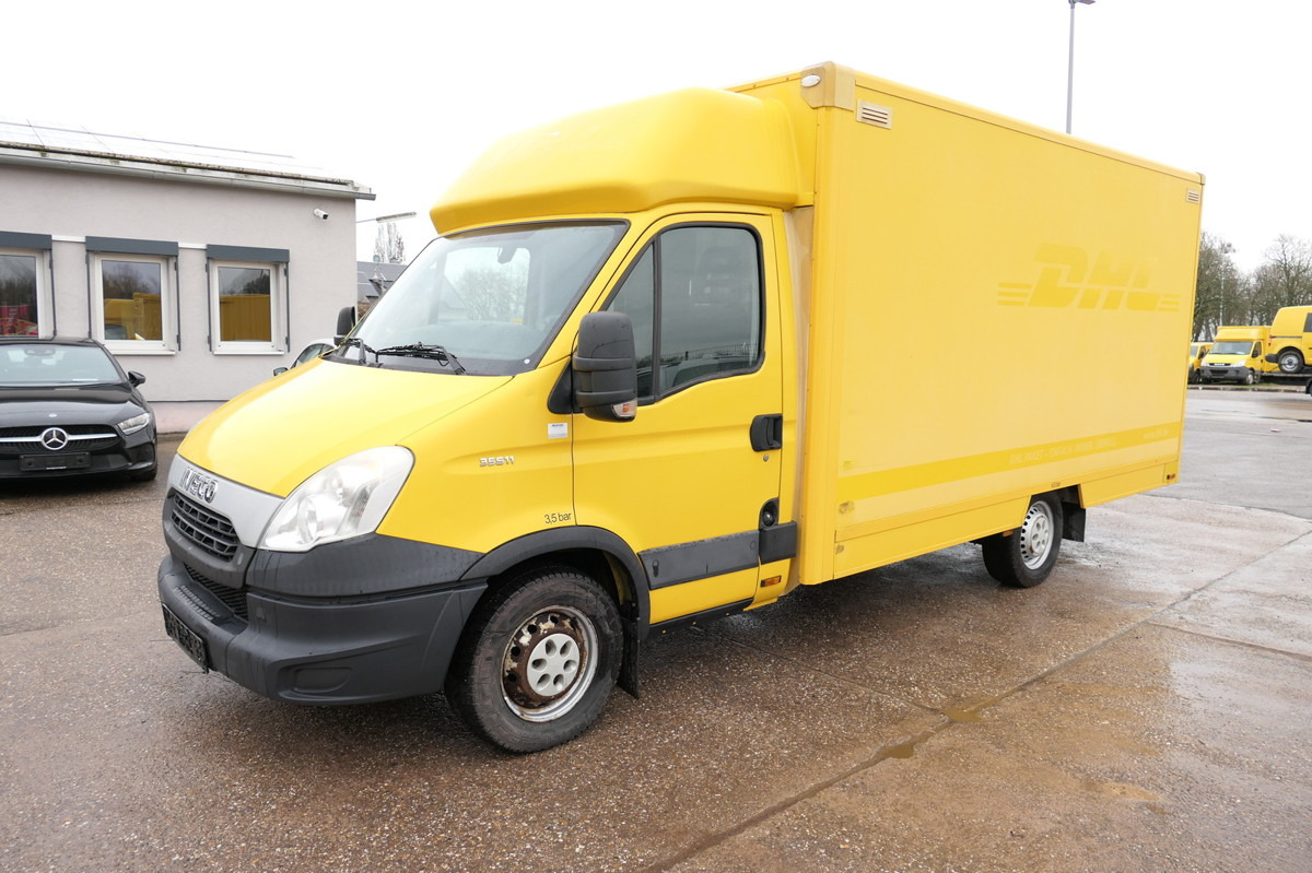 IVECO Daily 35 S11 C30C AUTOMATIK KAMERA Regale LUFT D - Closed box van: picture 2 IVECO Daily 35 S11 C30C AUTOMATIK KAMERA Regale LUFT D - Closed box van: picture 2