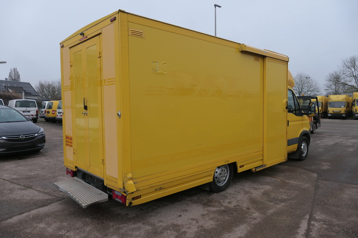 IVECO Daily 35 S11 C30C AUTOMATIK KAMERA Regale LUFT D - Closed box van: picture 3 IVECO Daily 35 S11 C30C AUTOMATIK KAMERA Regale LUFT D - Closed box van: picture 3