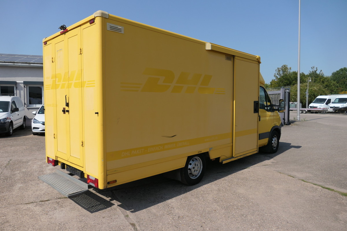 IVECO Daily 35 S11 C30C AUTOMATIK KAMERA Regale LUFT D - Closed box van: picture 3 IVECO Daily 35 S11 C30C AUTOMATIK KAMERA Regale LUFT D - Closed box van: picture 3