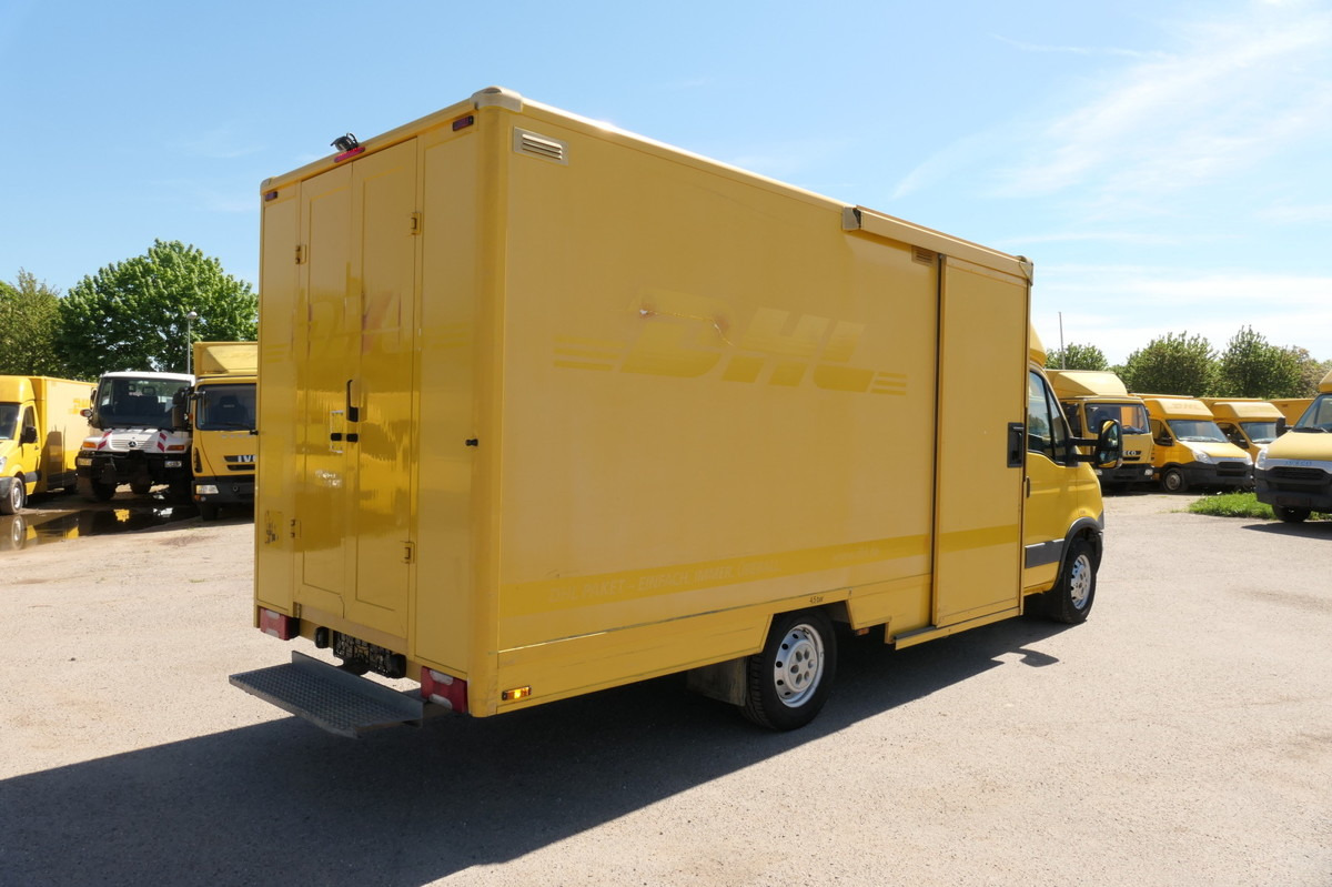 IVECO Daily 35 S11 C30C AUTOMATIK KAMERA Regale LUFT D - Closed box van: picture 3 IVECO Daily 35 S11 C30C AUTOMATIK KAMERA Regale LUFT D - Closed box van: picture 3